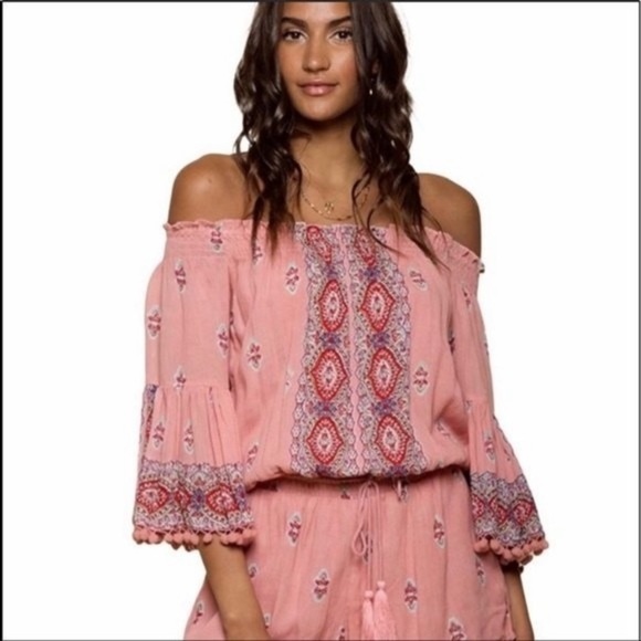 Anthropologie Tops - ANTHROPOLOGIE RAGA Endless Love Pom Pom Top